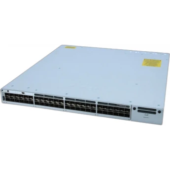 Коммутатор CISCO Catalyst, 48 x GE, PoE+, Network Advantage C9200-48P-A металл в стойку 19